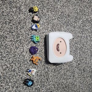Adventure Time Finn Wallet/Coin Pouch With 8 "Jibbitz"